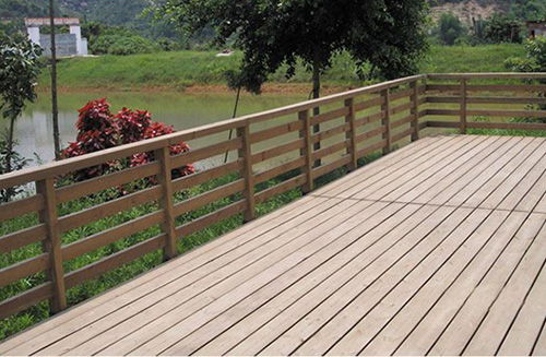 防腐木地板招商代理 山東防腐木產(chǎn)品防腐木地板 濟(jì)寧防腐木地板 華藝木業(yè)