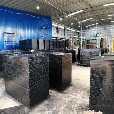 膠水用的足 橋梁與建筑中木模板的關(guān)鍵作用