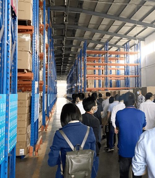 走進(jìn)新會(huì)日興 數(shù)智工廠引領(lǐng)不銹鋼制品與木業(yè)融合新典范