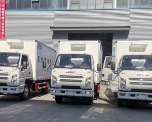 舞臺車、廣告車、清障車、瀝青灑布車及汽車零配件價格與生產全解析